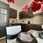 Апартаменты Johngold Wellness Дебрецен