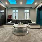 Johngold Wellness Апартаменты