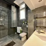 Johngold Wellness Апартаменты *