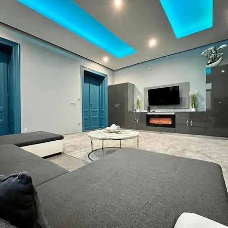 Johngold Wellness Apartment Debrecen