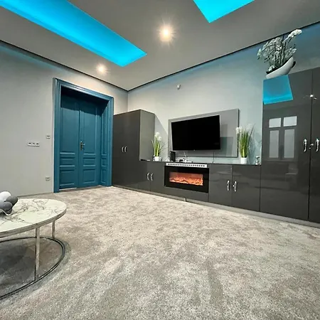 Johngold Wellness Apartment Debrecen