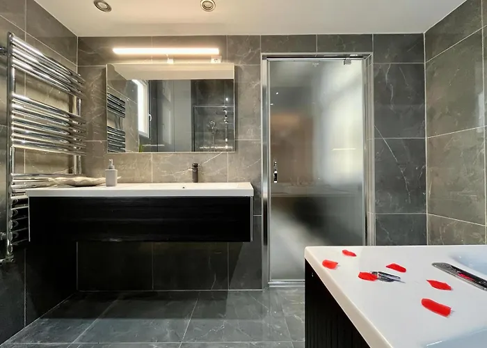 Johngold Wellness Apartment